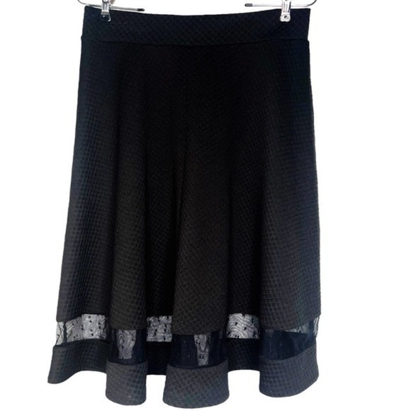 Faith and Joy Black A-Line Mesh Insert Skirt Size Large‎ - Picture 2 of 6